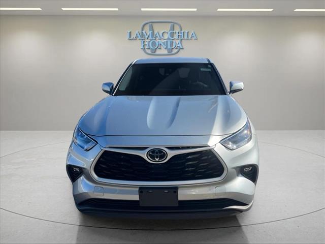 2020 Toyota Highlander LE