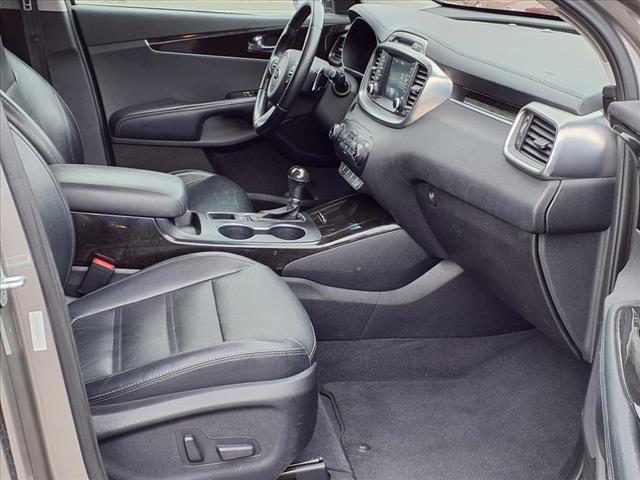 2017 Kia Sorento EX - Photo 14