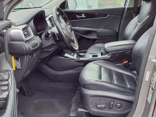 2017 Kia Sorento EX - Photo 24