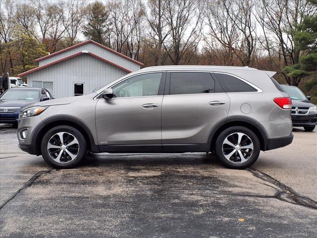 2017 Kia Sorento EX - Photo 2