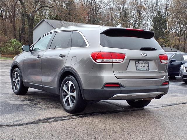 2017 Kia Sorento EX - Photo 3