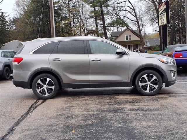 2017 Kia Sorento EX - Photo 9