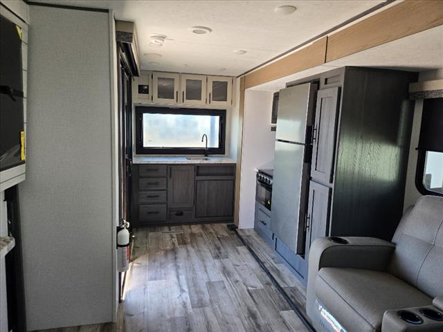 2025 Keystone Aspen Trail 