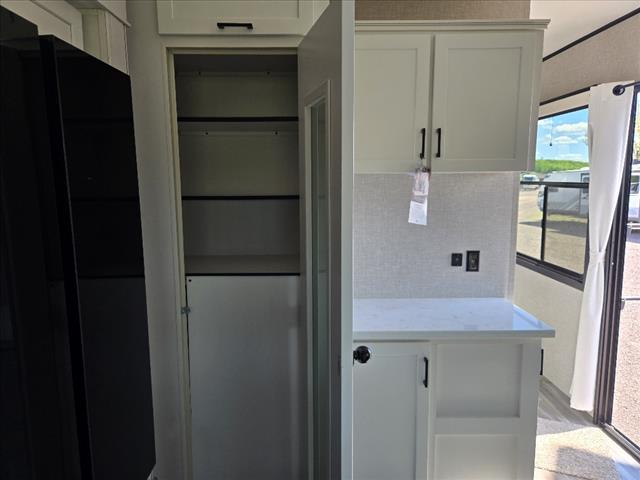 2025 Jayco JAYFLIGHT BUNGALOW 40RLTS 
