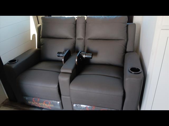 2024 Jayco JAYFLIGHT 