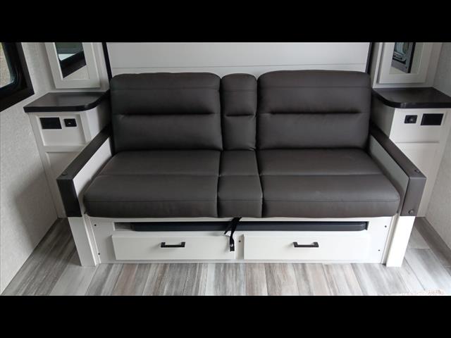 2024 Jayco JAYFEA 