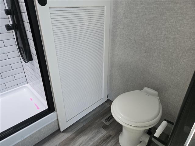 2025 Jayco JAYFLIGHT BUNGALOW 40RLTS 