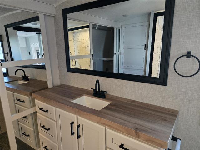 2025 Jayco EAGLE 370FBTS 