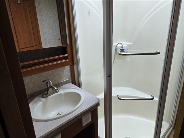 2006 Holiday Rambler RoadMaster 
