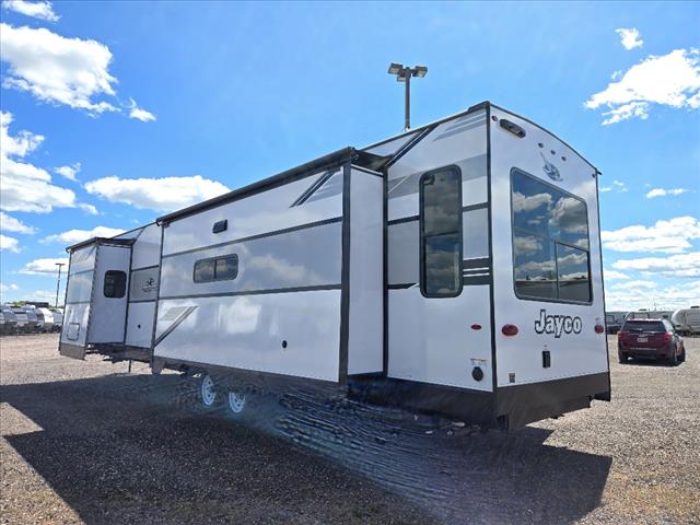 2025 Jayco JAYFLIGHT BUNGALOW 40RLTS 