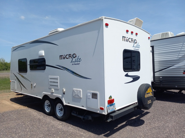 2015 Forest River FLAGSTAFF 