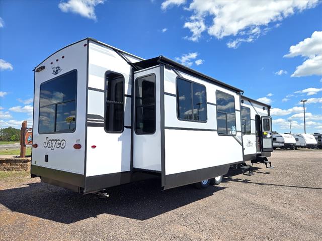 2025 Jayco JAYFLIGHT BUNGALOW 40RLTS 