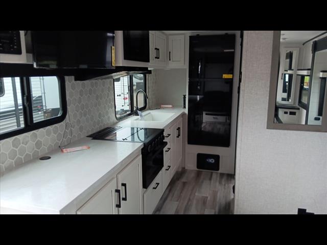 2024 Jayco JAYFEA 