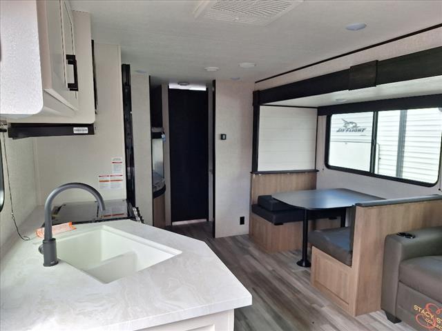 2024 Jayco JAYFLIGHT SLX 261 BHS 