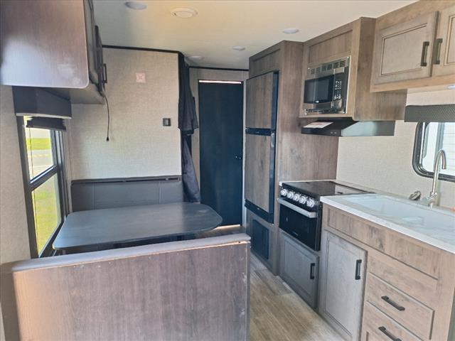 2022 Jayco JYFLSLX 