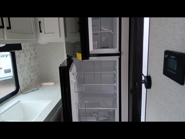 2024 Jayco JAYFEA 