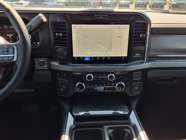 2025 Ford F-250 Super Duty Platinum - Photo 10