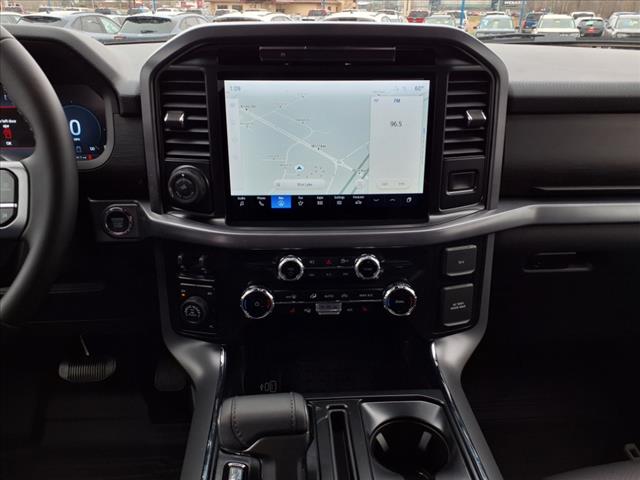 2025 Ford F-150 XLT - Photo 10