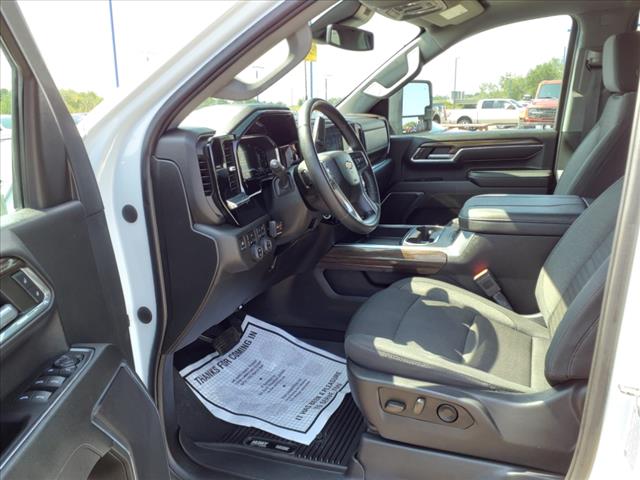 2024 Chevrolet Silverado 3500HD LT - Photo 10