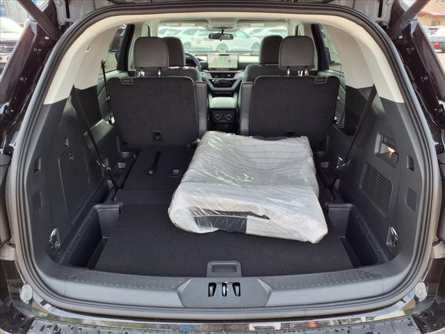 2025 Ford Explorer Active - Photo 11