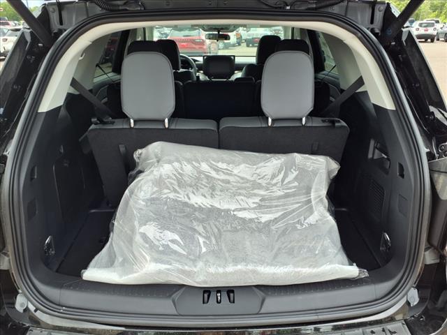 2025 Ford Explorer Active - Photo 11
