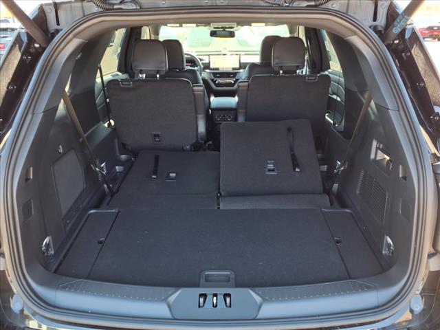 2025 Ford Explorer ST-Line - Photo 11