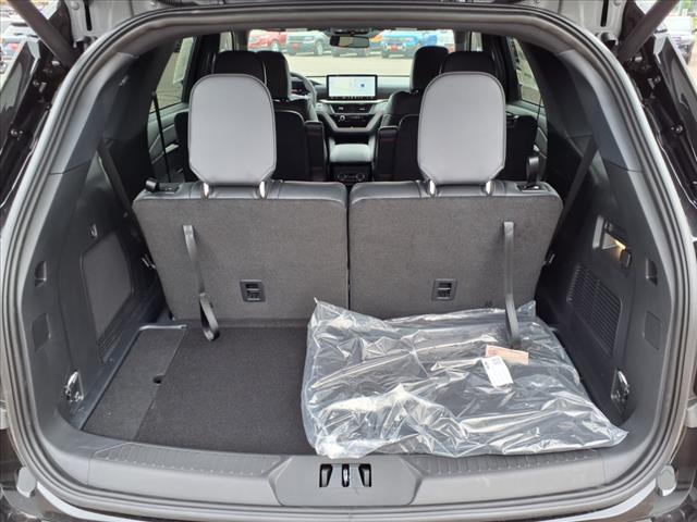2025 Ford Explorer ST-Line - Photo 11