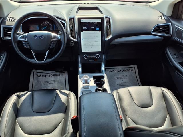 2021 Ford Edge Titanium - Photo 11