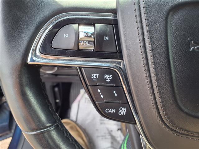 2017 Lincoln Continental Reserve - Photo 16