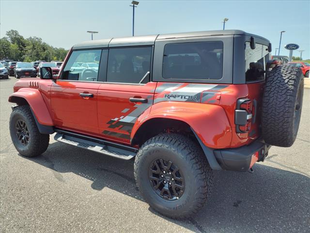 2024 Ford Bronco Raptor - Photo 2