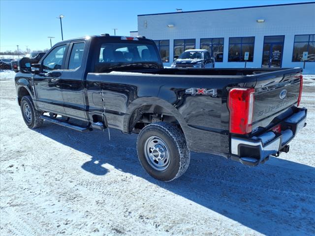 2025 Ford F-250 Super Duty XL - Photo 2