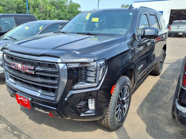2023 GMC Yukon AT4 - Photo 2
