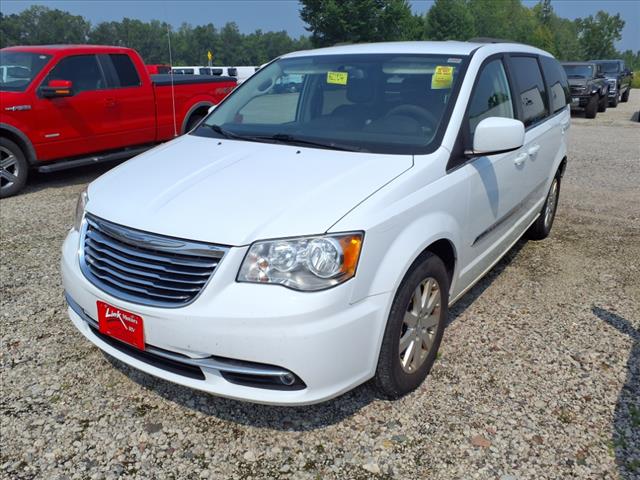2015 Chrysler Town and Country Touring - Photo 2