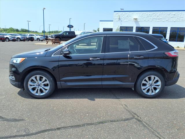 2020 Ford Edge Titanium - Photo 2