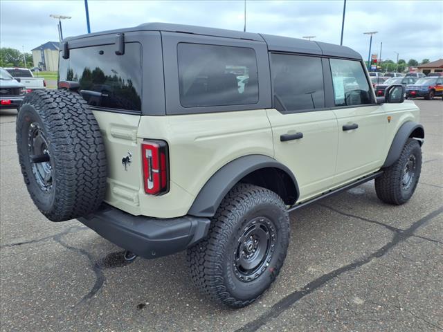 2025 Ford Bronco Badlands - Photo 3