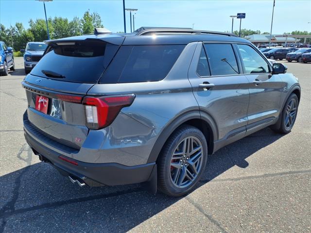 2025 Ford Explorer ST - Photo 3