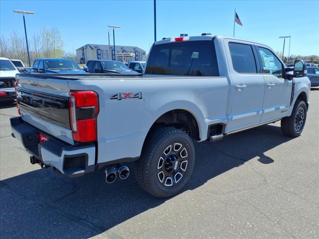 2025 Ford F-250 Super Duty Platinum - Photo 3