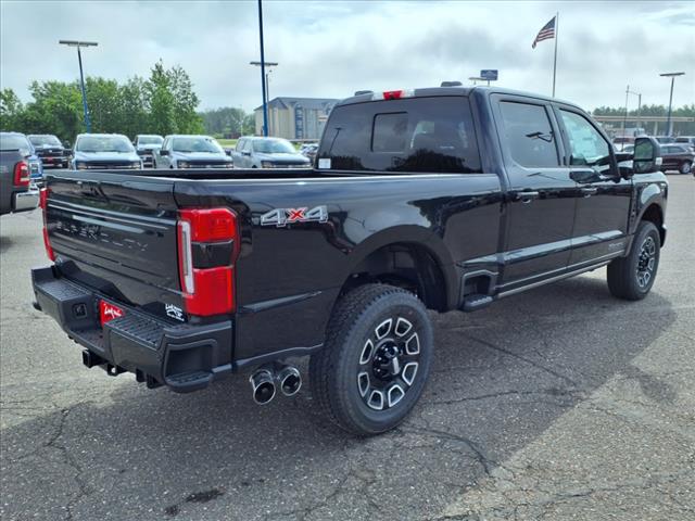 2025 Ford F-350 Super Duty Platinum - Photo 3