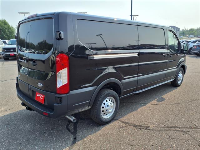 2025 Ford Transit 250 - Photo 3