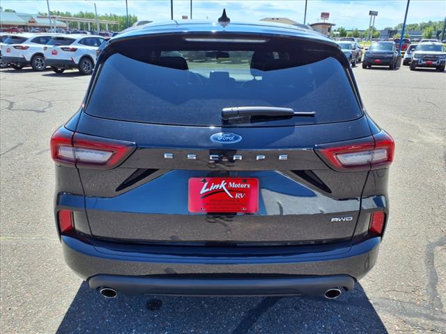 2023 Ford Escape ST-Line - Photo 4
