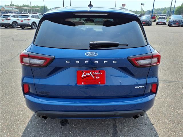 2023 Ford Escape ST-Line - Photo 4
