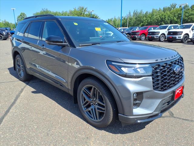 2025 Ford Explorer ST - Photo 4