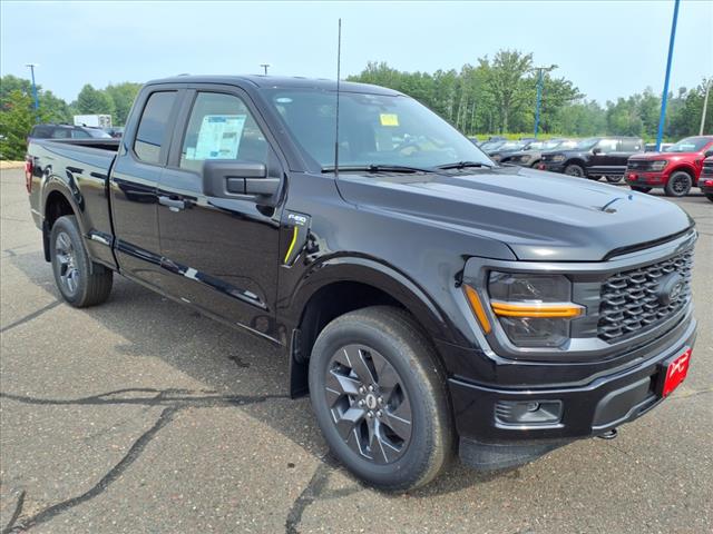 2025 Ford F-150 STX - Photo 4