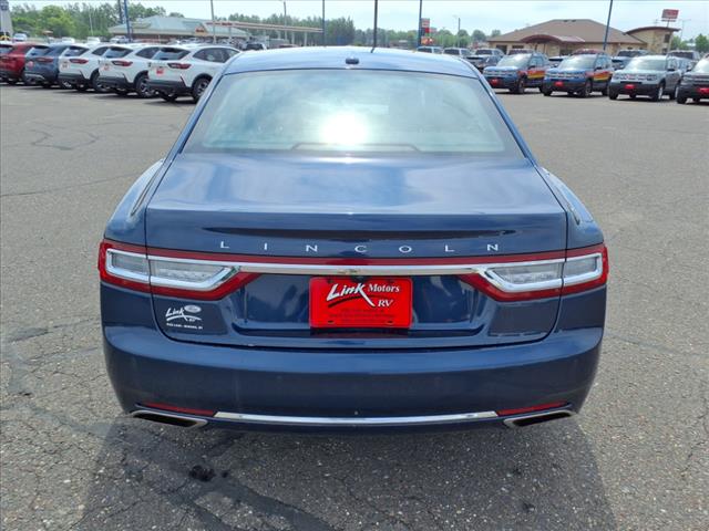 2017 Lincoln Continental Reserve - Photo 4