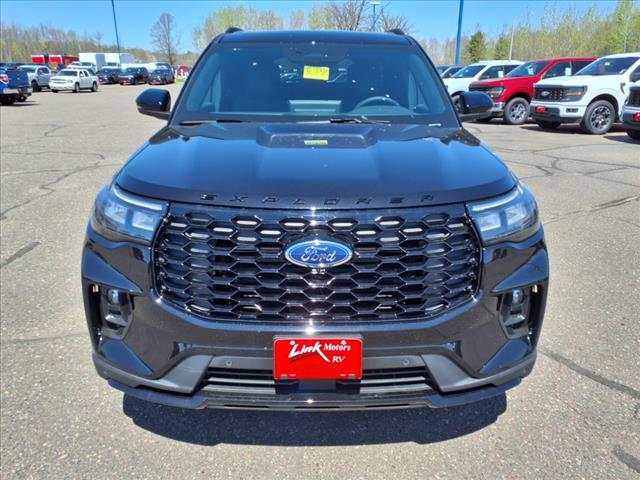 2025 Ford Explorer ST-Line - Photo 6