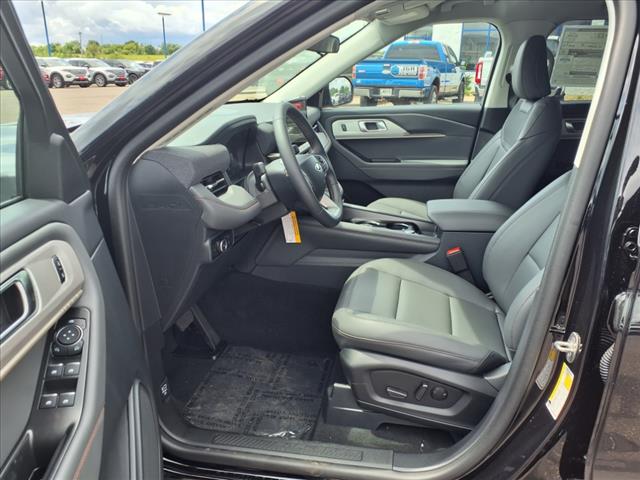 2025 Ford Explorer Active - Photo 7