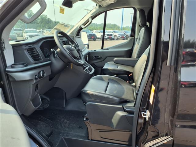 2025 Ford Transit 250 - Photo 7