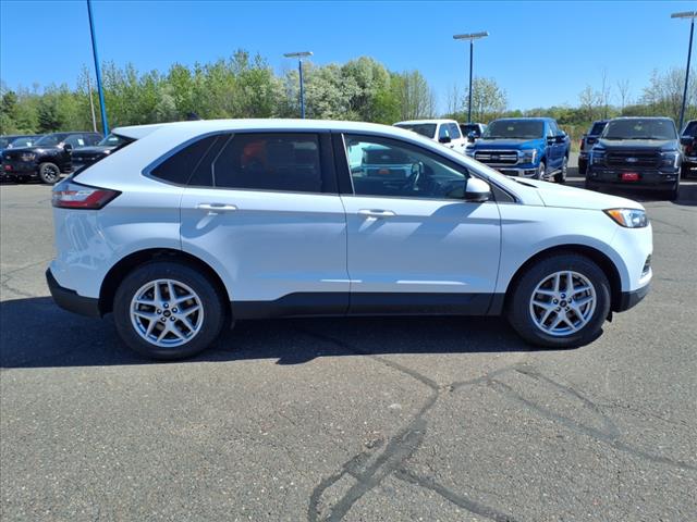 2023 Ford Edge SEL - Photo 7