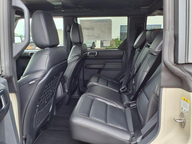 2025 Ford Bronco Badlands - Photo 8