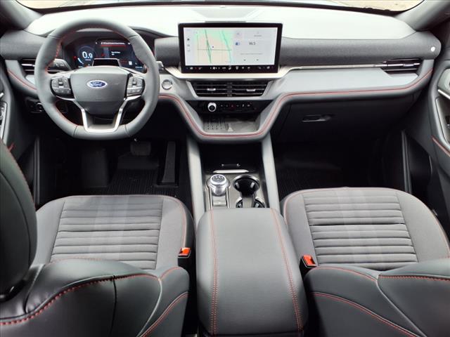 2025 Ford Explorer ST-Line - Photo 9